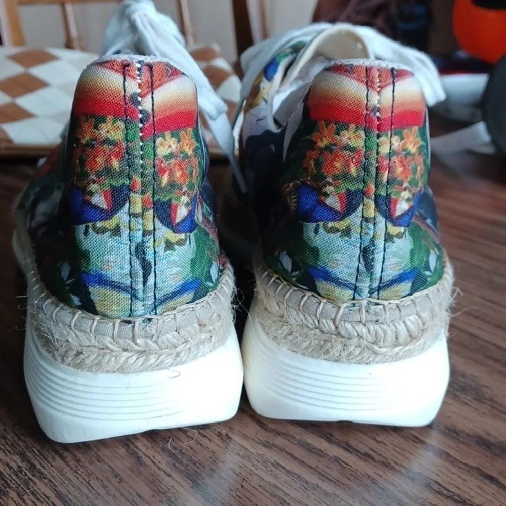 Azura ESPADRILLES SNEAKERS SIZE 8.5 (39)